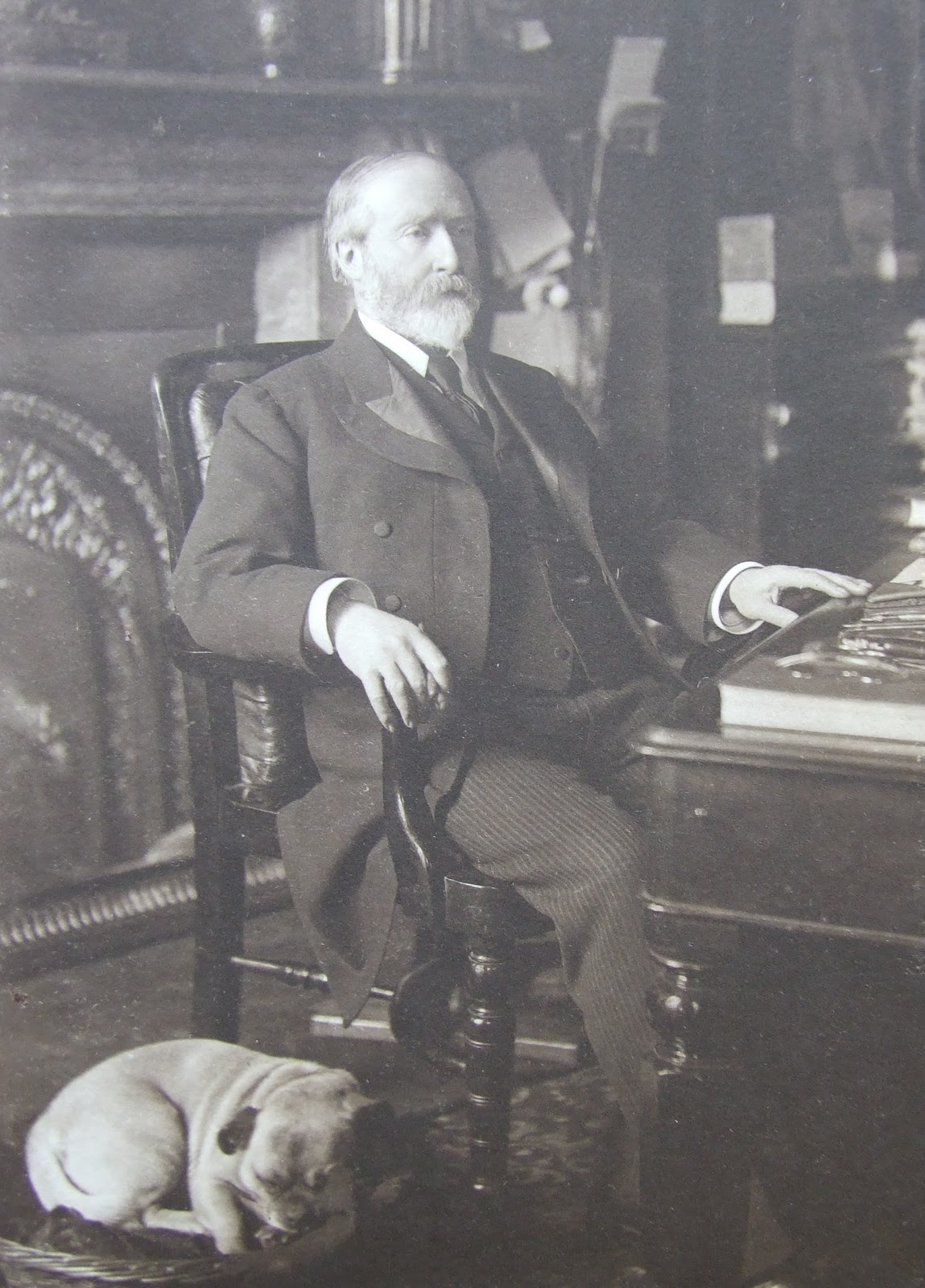 弗朗西斯・理查德・克鲁斯爵士�C内窥镜的发明者